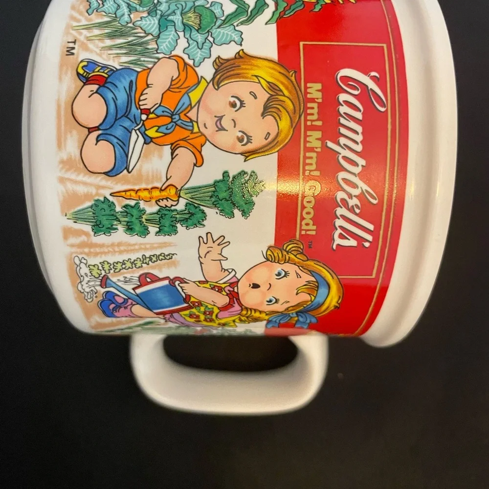 Vintage‎ Style Mug - Red and White
